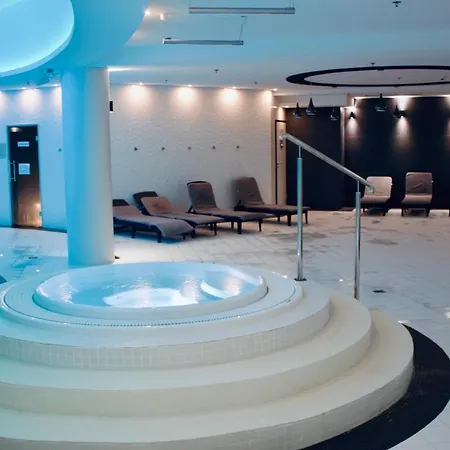 Hanza Tower -m&m Luxury שצ'צ'ין